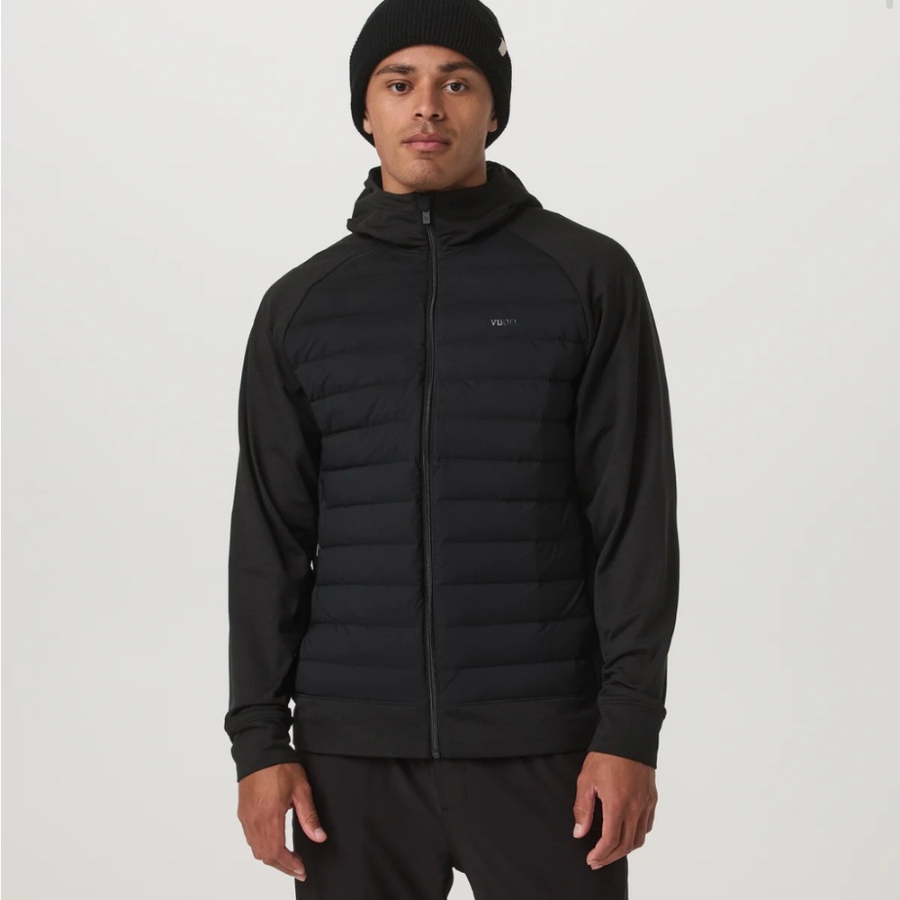 Vuori Men's Steadfast Insulated Hybrid Jacket. Basically brand new. - Picture 3 of 5